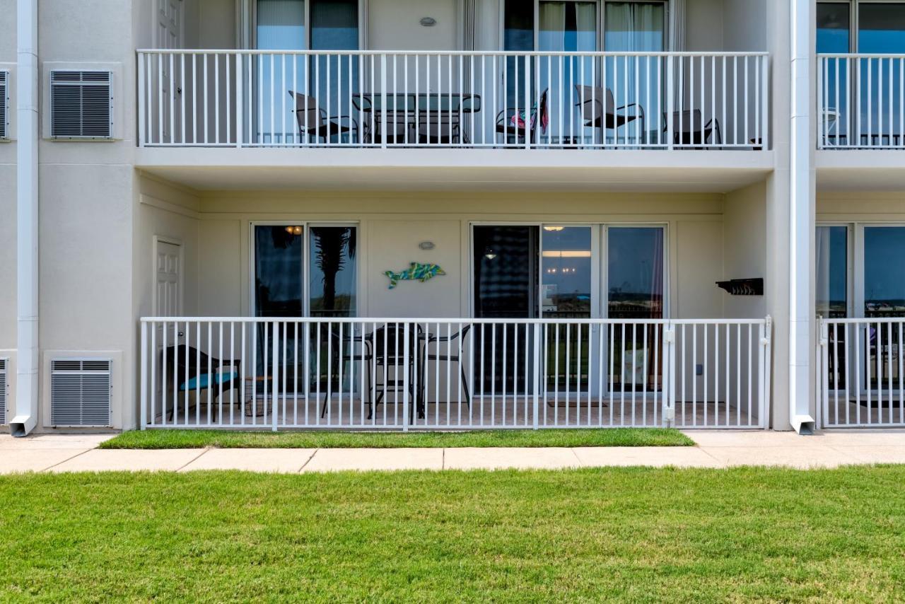 Footprints In The Sand - Beautiful First Floor Walk-Out Is Only Steps To The Pool And Beach Boardwalk! Condo Dauphin Island Eksteriør billede